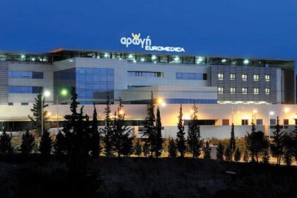 αρωγή πισίνα αποκατάσταση