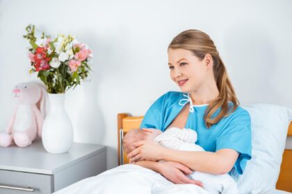«ΑΓΙΟΣ ΛΟΥΚΑΣ»: Rooming in και αποκλειστικός θηλασμός