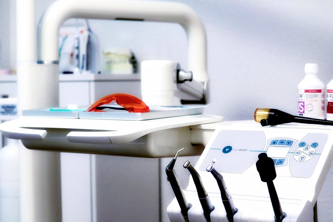 Dentist